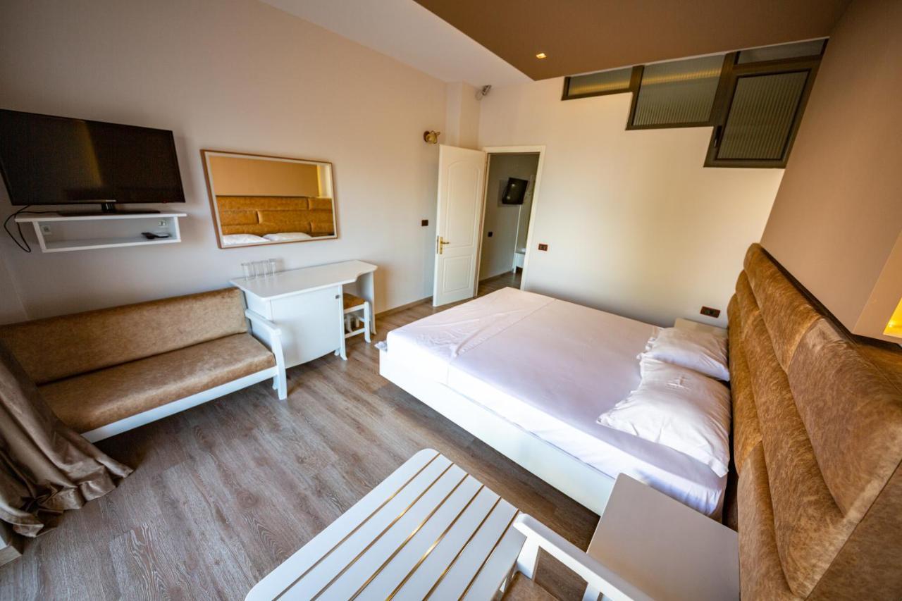 New Heaven Hotel Σαράντα Εξωτερικό φωτογραφία