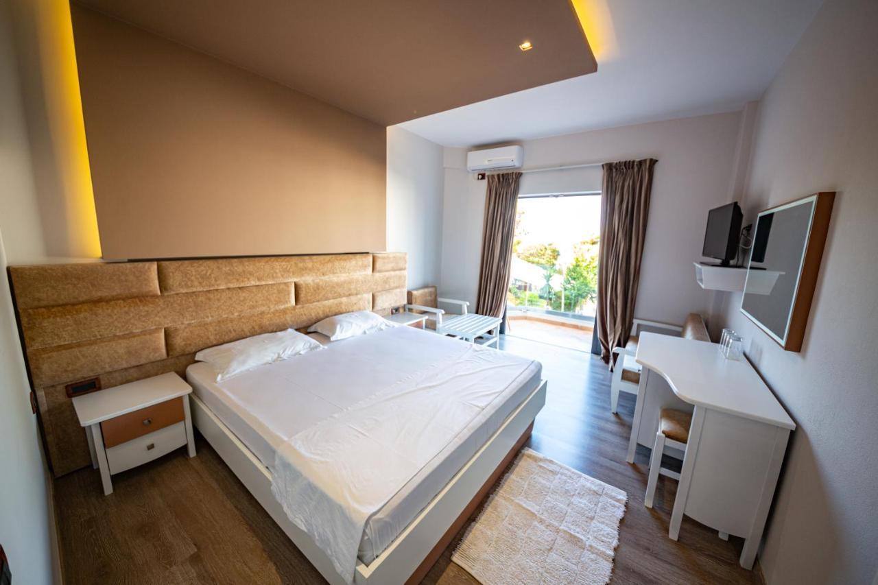 New Heaven Hotel Σαράντα Εξωτερικό φωτογραφία