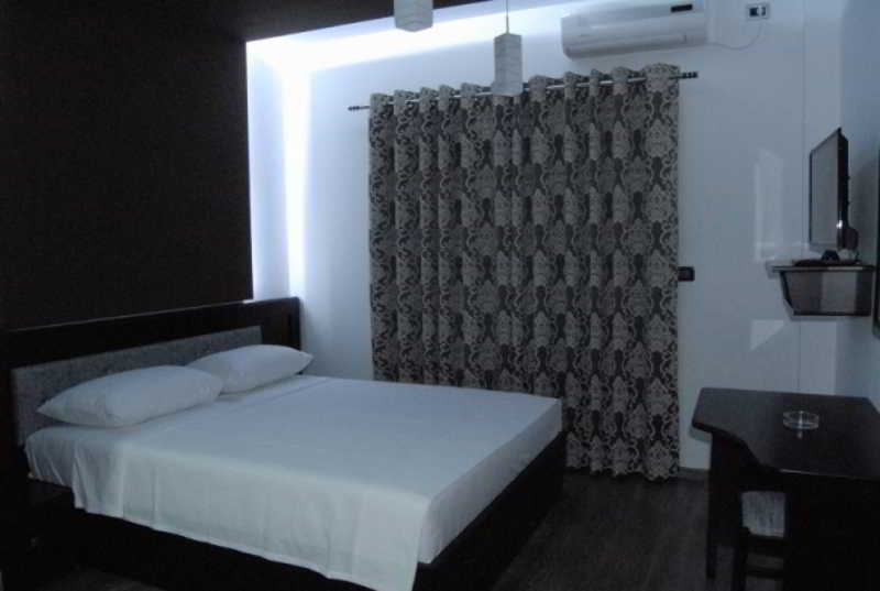 New Heaven Hotel Σαράντα Εξωτερικό φωτογραφία