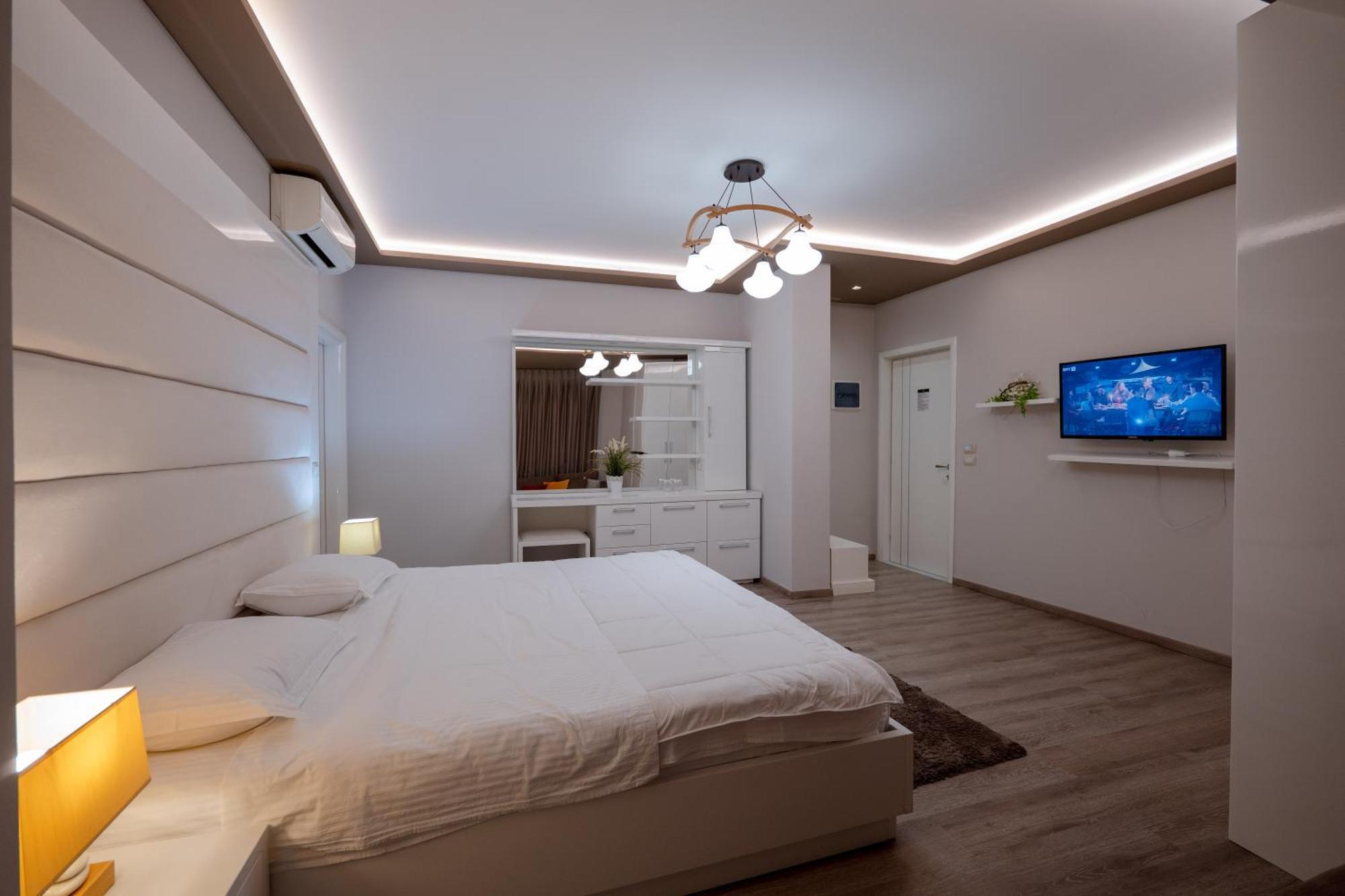 New Heaven Hotel Σαράντα Εξωτερικό φωτογραφία