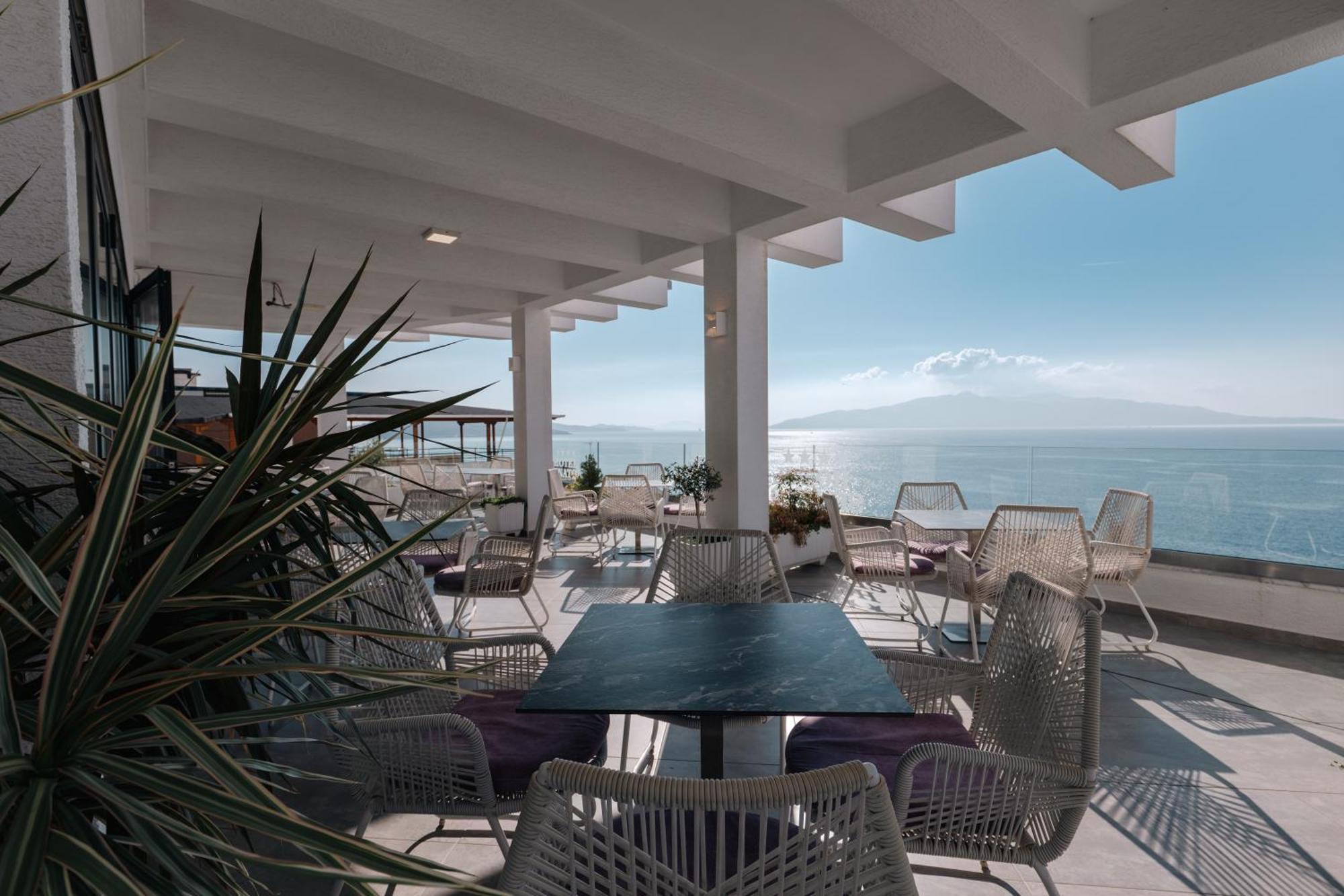 New Heaven Hotel Σαράντα Εξωτερικό φωτογραφία
