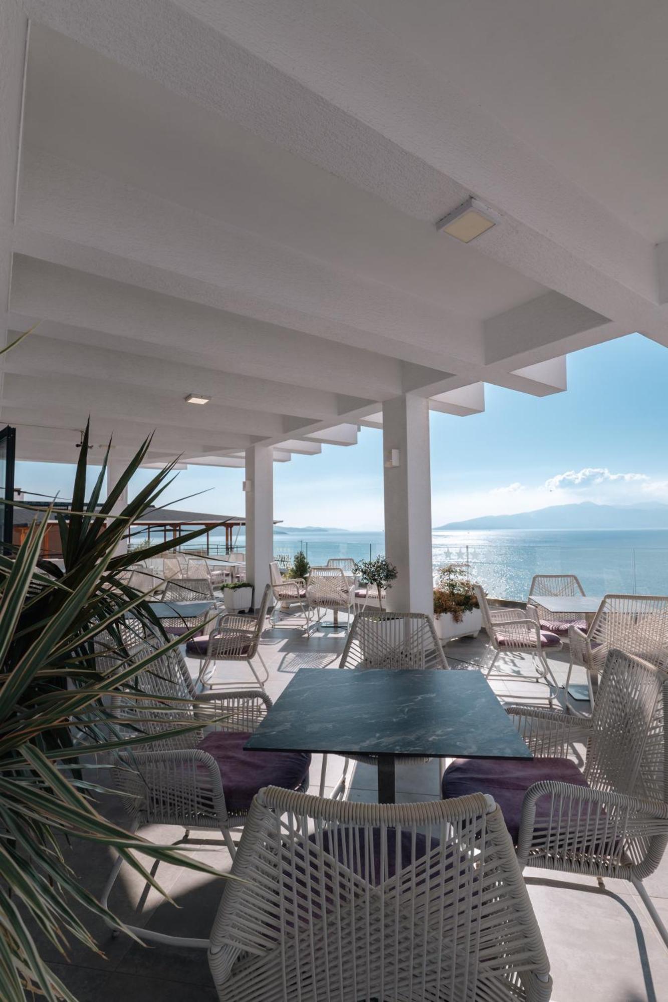 New Heaven Hotel Σαράντα Εξωτερικό φωτογραφία